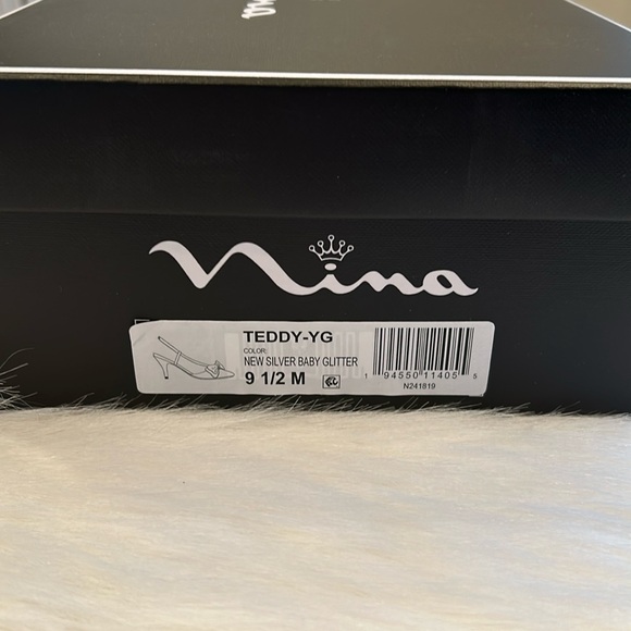 NWB Nina Bow-Topped Silver Sparkle Slip on Strap Heels - Picture 13 of 14